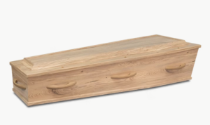 Wildeikenfineer kist met kroondeksel en houten handvaten